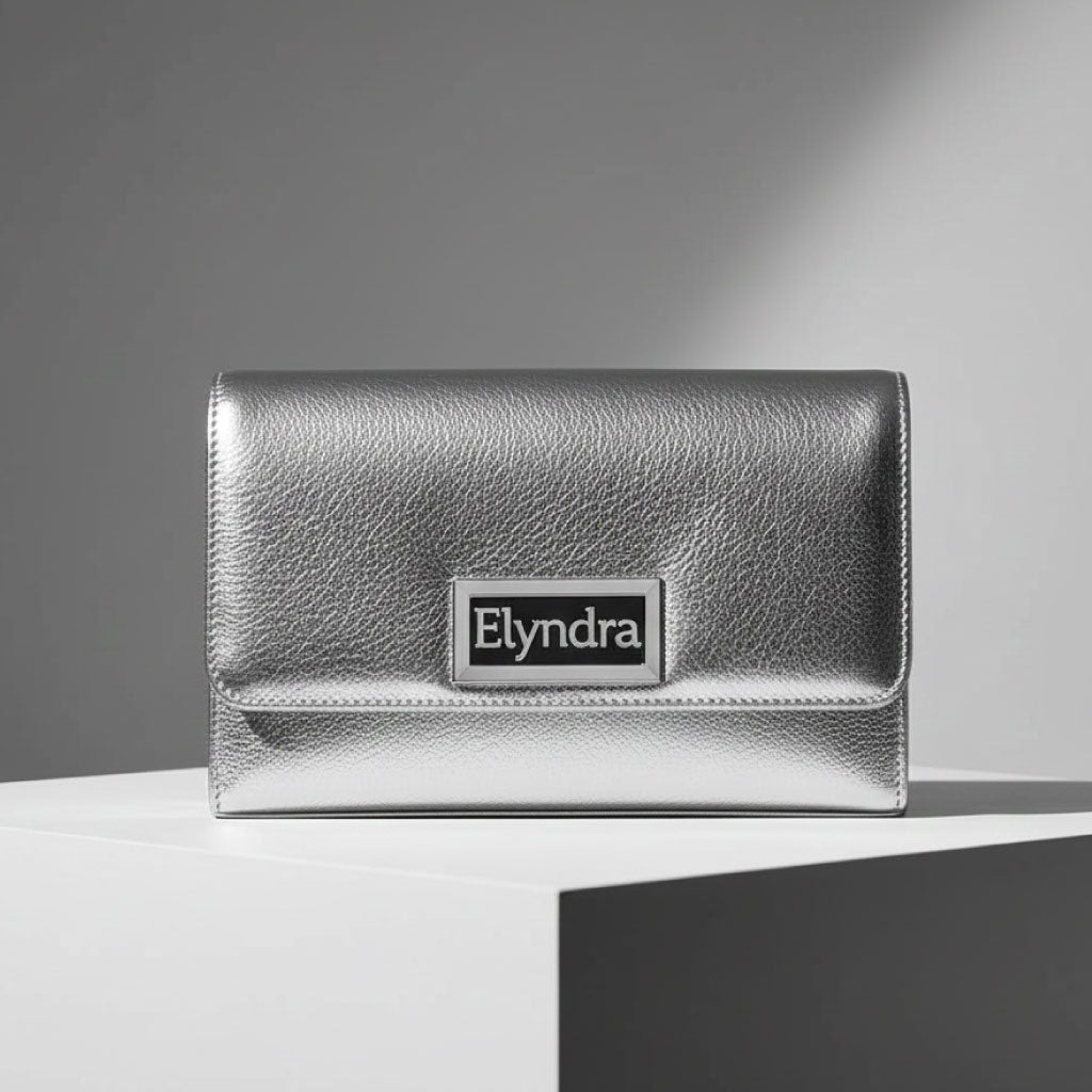 Elyndra Luna Clutch